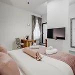 Starlight Luxury ベッド・アンド・ブレックファスト スプリト