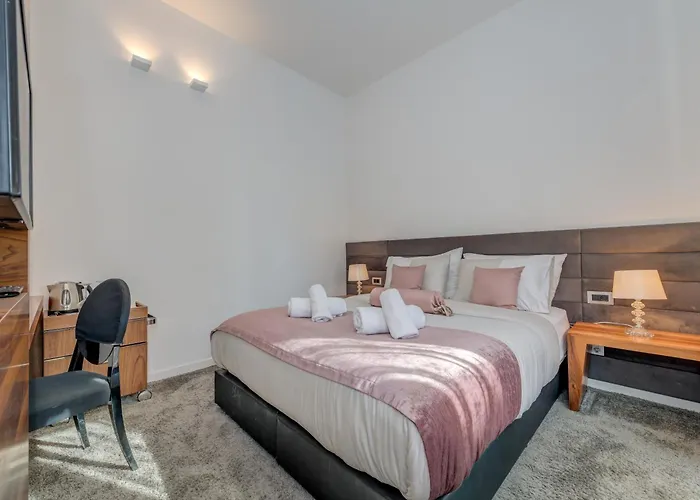 Bed & Breakfast Starlight Luxury Suites Split