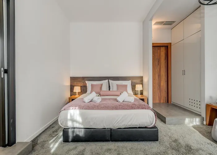 Starlight Luxury Suites 4* Split