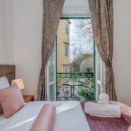 Starlight Luxury Сплит