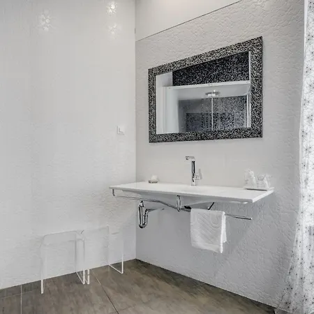 Starlight Luxury Отель типа 