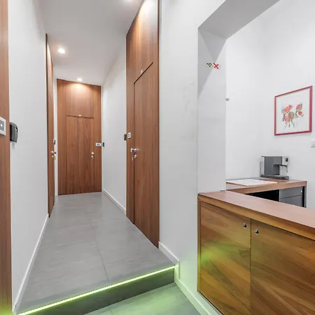 Starlight Luxury 4* Сплит