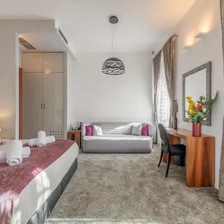 Starlight Luxury 4* Σπλιτ