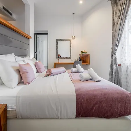 Starlight Luxury Bed and Breakfast