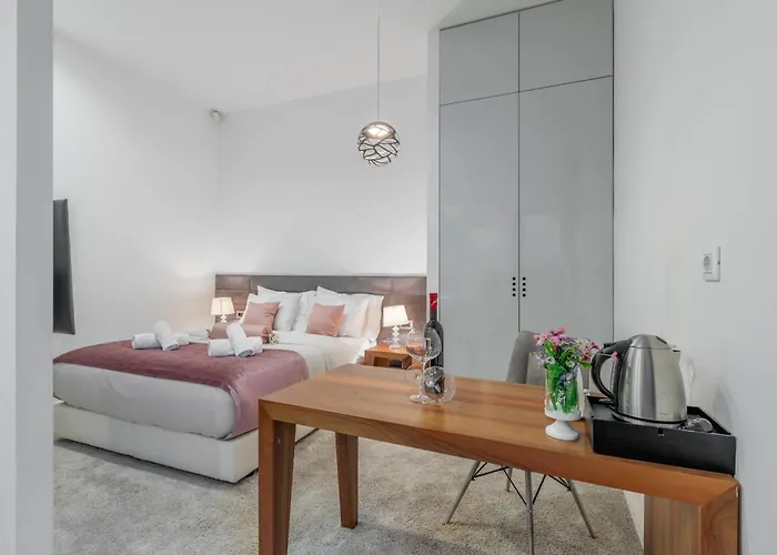 B&B Starlight Luxury 4*